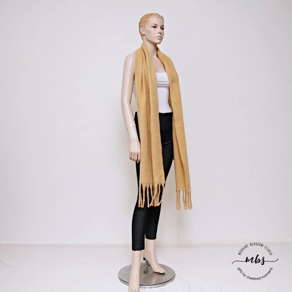NWT‎ Gap Solid Plain Scarf